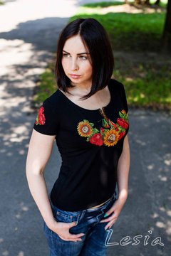 Жіноча футболка з вишивкою Соняшник, Черный, S
