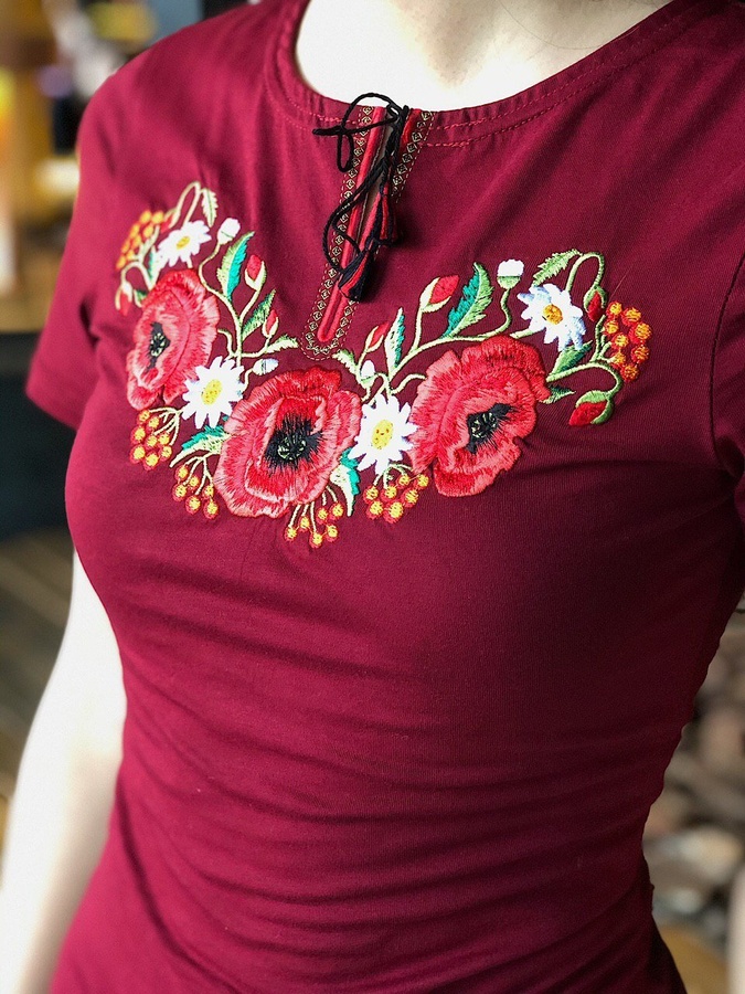 Жіноча футболка Маковий цвіт бордо, S